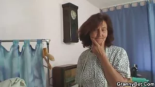 يمكن لها بعقب حفرة تحتوي على هذا العملاق ديك افلام اباحيه رومانسيه - 2022-02-05 15:46:21